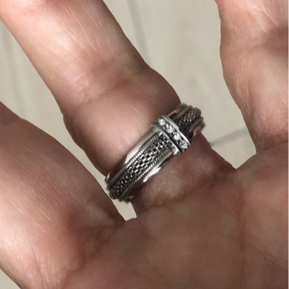 Stainless steel ring size 7 NWT - Picture 4 of 6